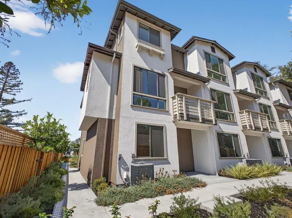 955 Woodside Rd, Redwood City, CA 94061