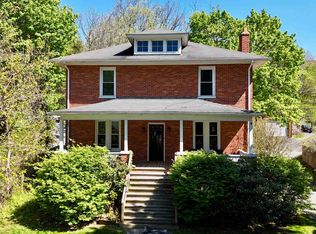 5642 Sam Snead Hwy, Hot Springs, VA 24445