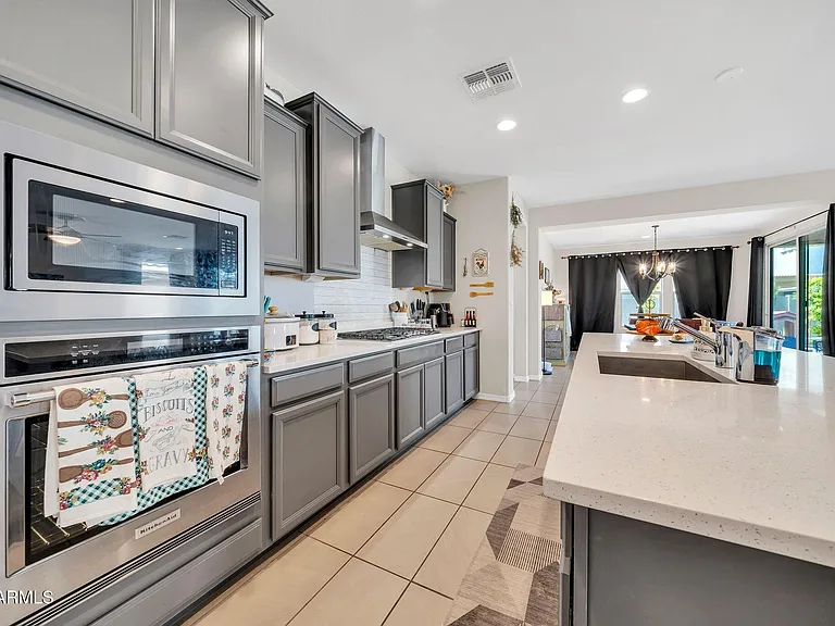17605 W Medlock Dr — Photo 32