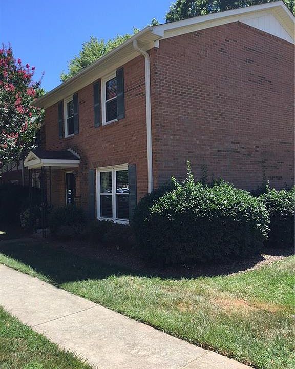 1st image of 3208 E Regents Park Ln