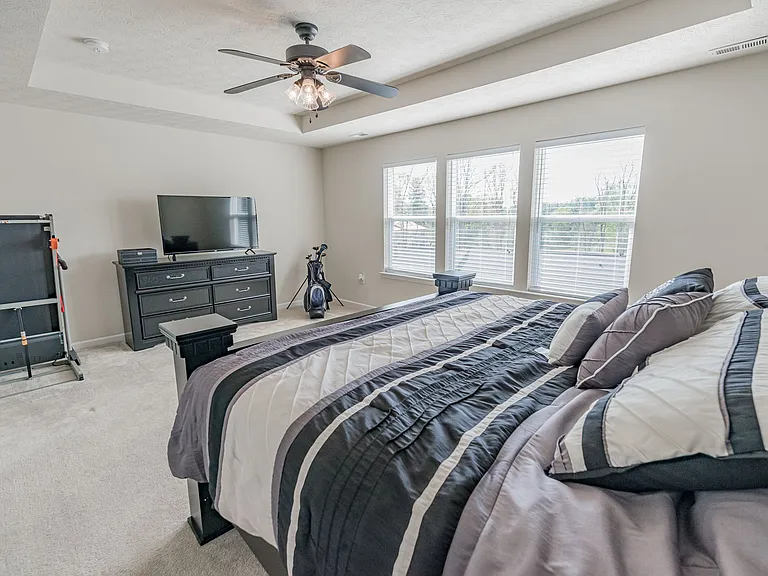 210 Summerfield Dr — Photo 9