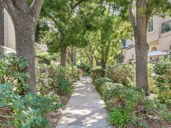 5117 Renaissance Ave Unit D, San Diego, CA 92122