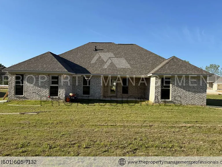 563 Patrick Farms Dr — Photo 50