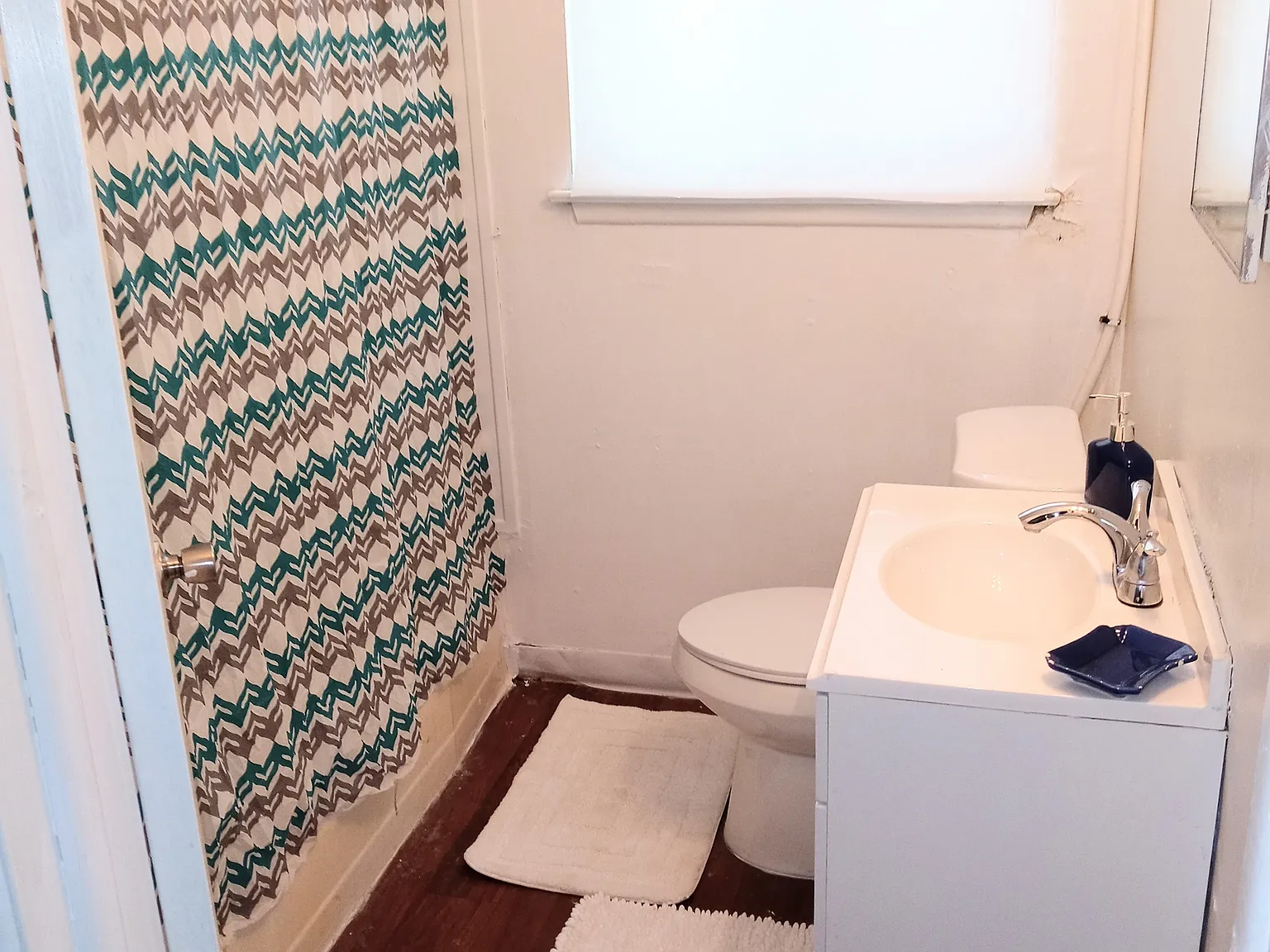 3 bed, 994 sqft, $1,200 — Photo 3