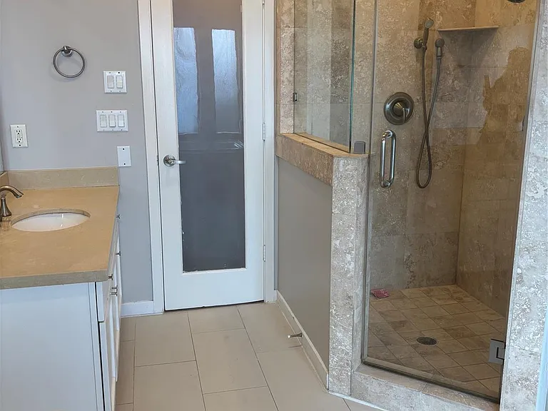6016 Truro St — Photo 18