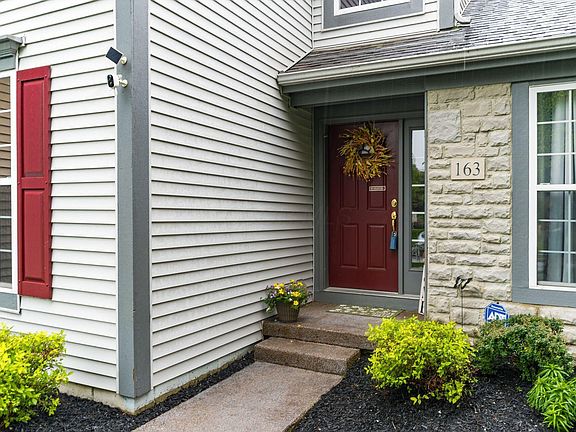 2nd image of 163 Fox Glen Dr W