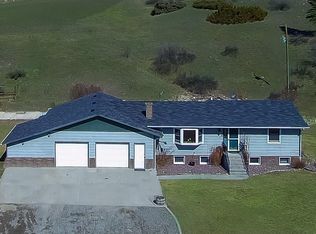 10 Dovetail Ln, Columbus, MT 59019