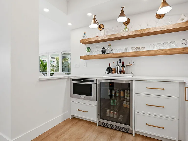 1000 Lowry St #4F — Photo 19
