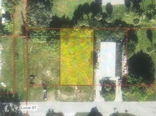 Lunar St, Naples, FL 34112