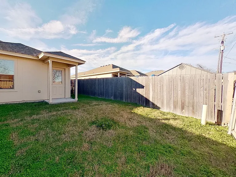 1227 Honor Ln — Photo 12