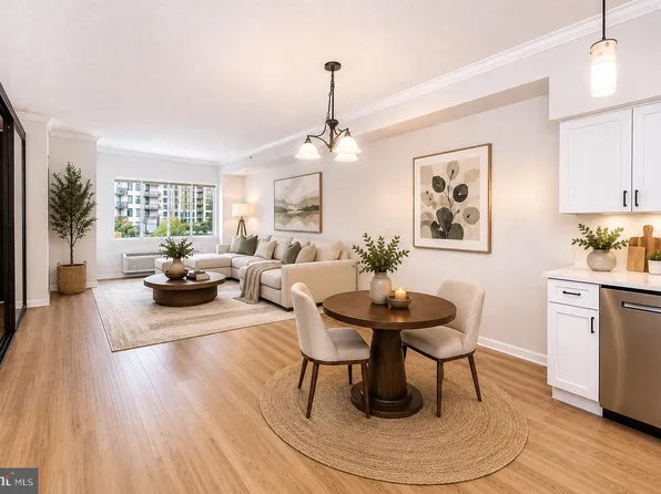 1211 S Eads St APT 307, Arlington, VA 22202