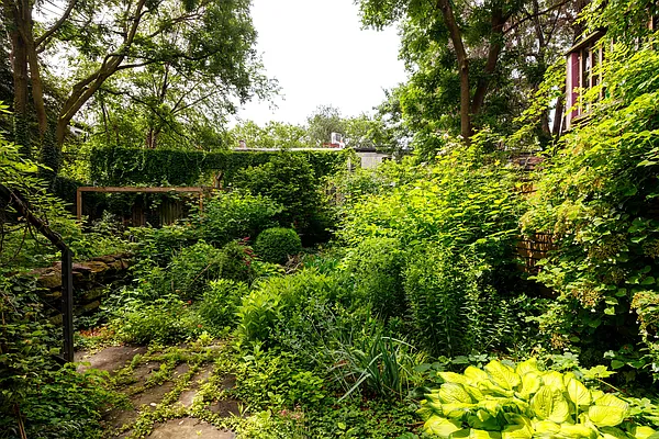 Sold by Corcoran | media 13