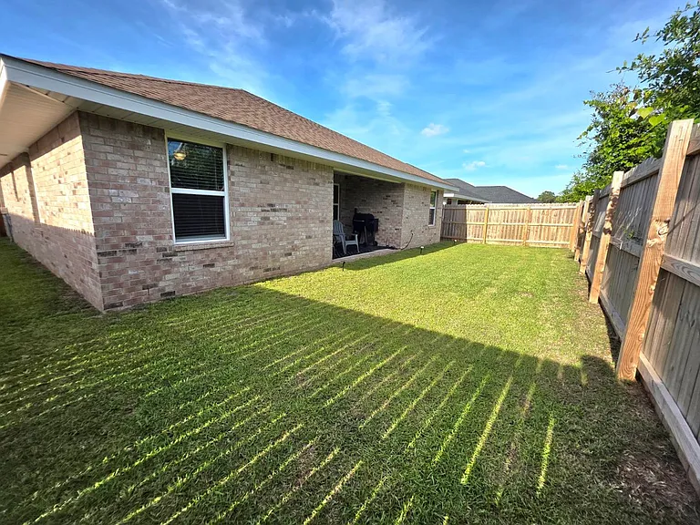 12139 Emerald Heights Ln — Photo 24