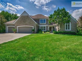 3505 Ironhorse Ct, Leawood, KS 66224