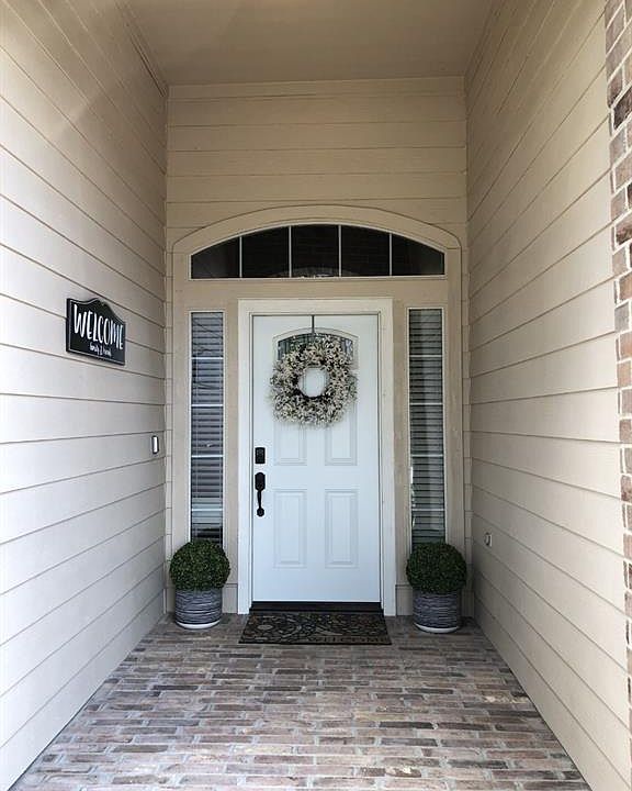 1st image of 3008 Knightsbridge Ln