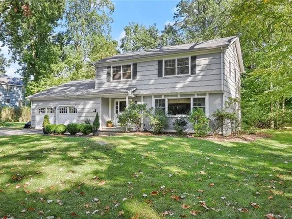 16 Old Witch Court, Norwalk, CT 06853