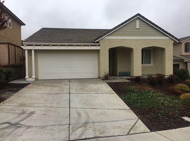 1st image of 20728 Fairway Dr