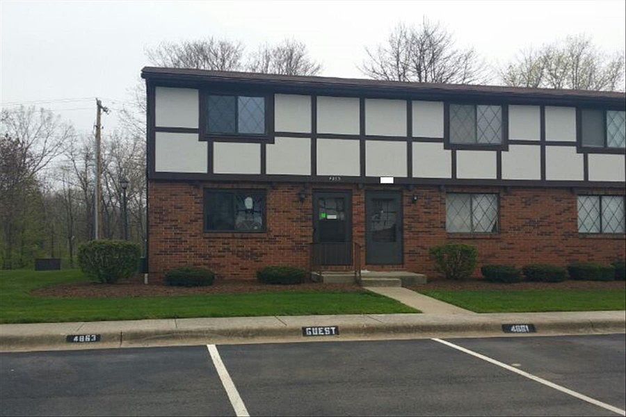 1st image of 4863 Berryhill Ct