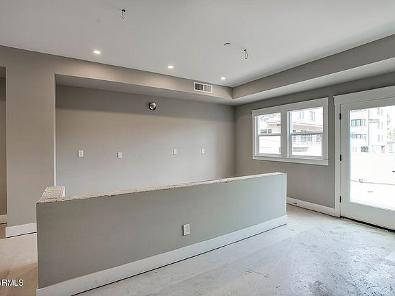 5th image of 214 W MCKINLEY Street