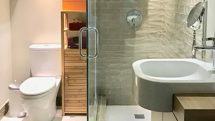 Rented by Nooklyn NYC LLC | media 54