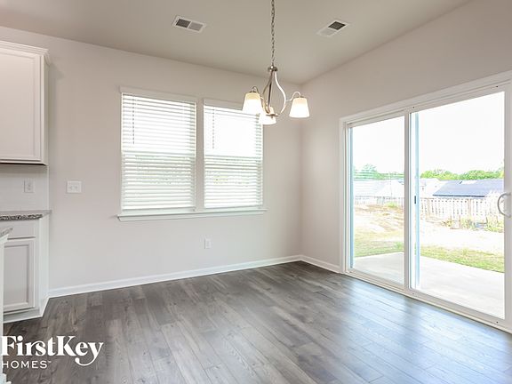 5th image of 416 Stonefence Dr