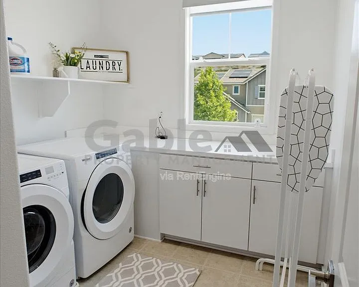 17952 Spire Ct — Photo 28