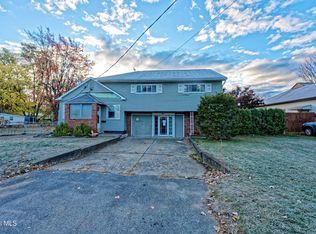318 Chiswell Rd, Schenectady, NY 12304
