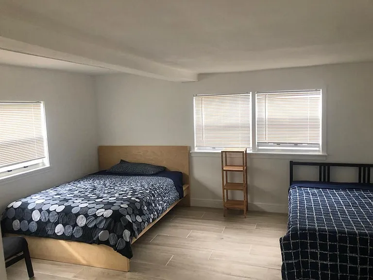 14920 NE 10th Ave — Photo 7