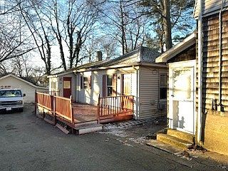 2nd image of 101 Arborway Dr