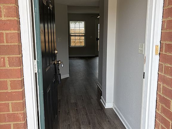 3rd image of 342 Arapaho Dr