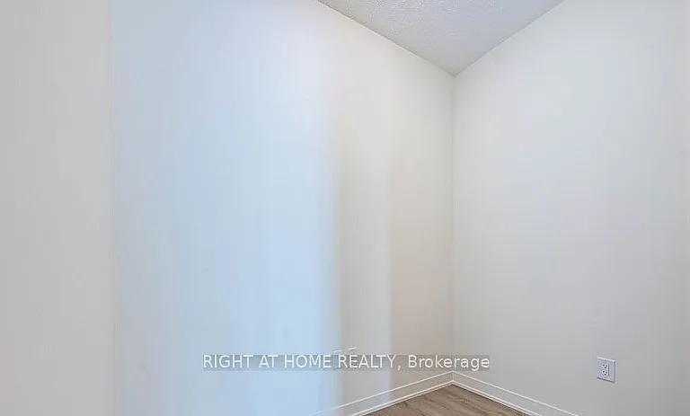 38 Annie Craig Dr — Photo 12