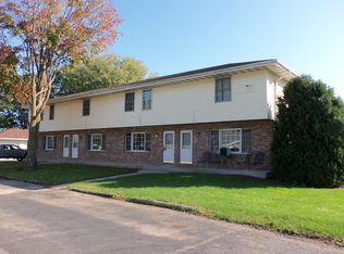 935 W Blackhawk Dr, Byron, IL 61010