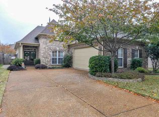 5238 Newton Oak Cir S, Memphis, TN 38117