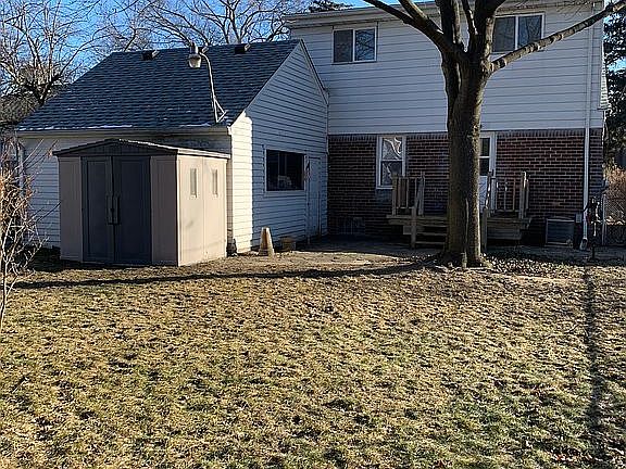 3rd image of 2417 Evergreen Dr