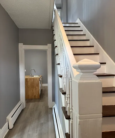 33 Suffield St #35 — Photo 11