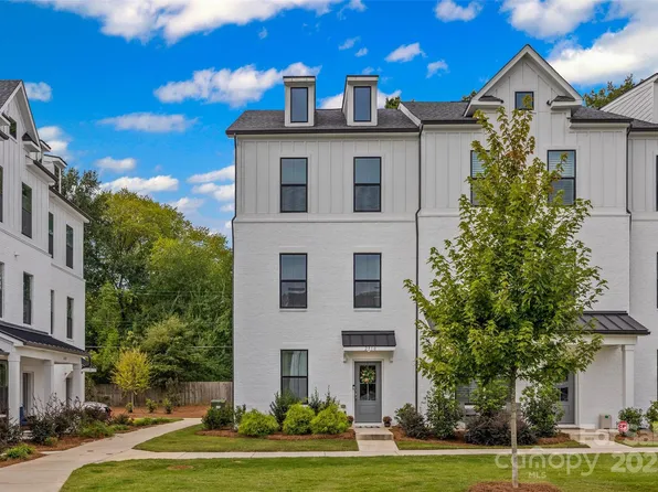 2510 Magnolia Blossom Way, Charlotte, NC 28211