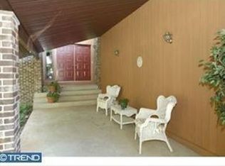 1000 Scholl Rd, Pottstown, PA 19465