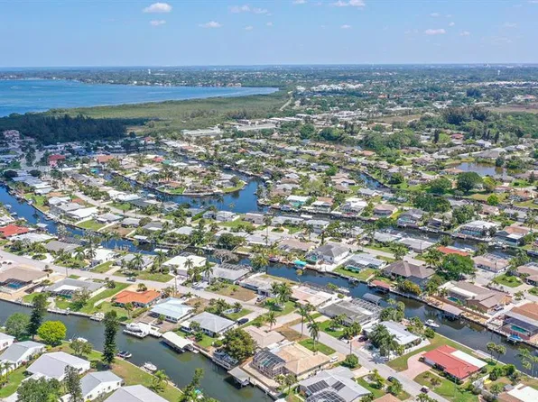 4907 CORAL BOULEVARD, BRADENTON, FL 34210
