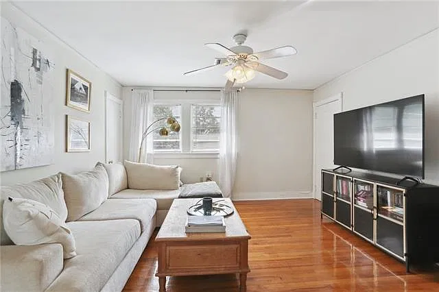 2 bed, 1.0 bath, 900 sqft, $1,450 — Photo 3