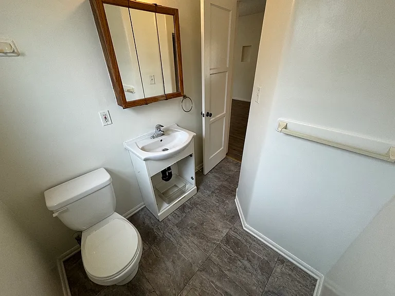 2014 N Parish Pl #2018 — Photo 21