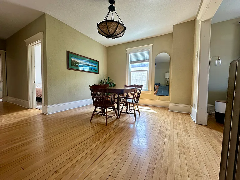 2115 University Ave NE #2 — Photo 4