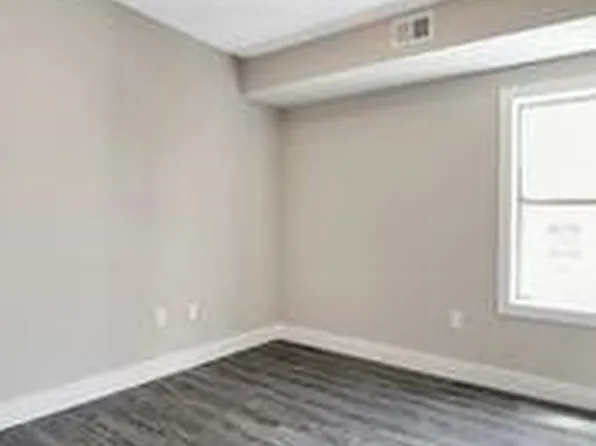 6612 Lincoln Place image 10 of 12