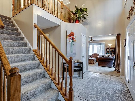 2nd image of 281 Shady Glen Dr