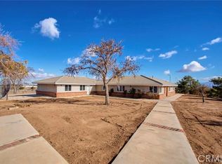 12230 Stuveling St, Oak Hills, CA 92344