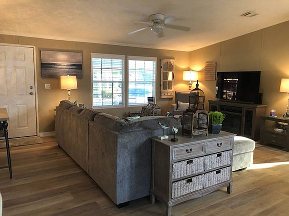 4th image of 3432 State Road 580 #201