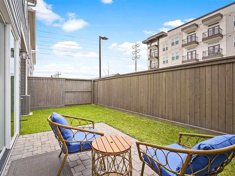 1411 Biondo Way — Photo 27