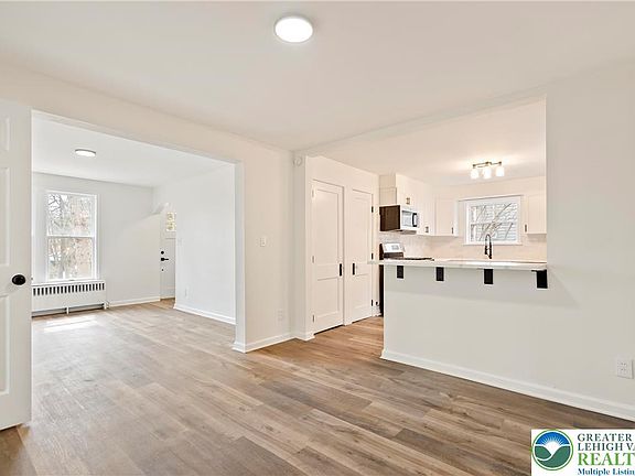 3rd image of 767 E Rock Rd