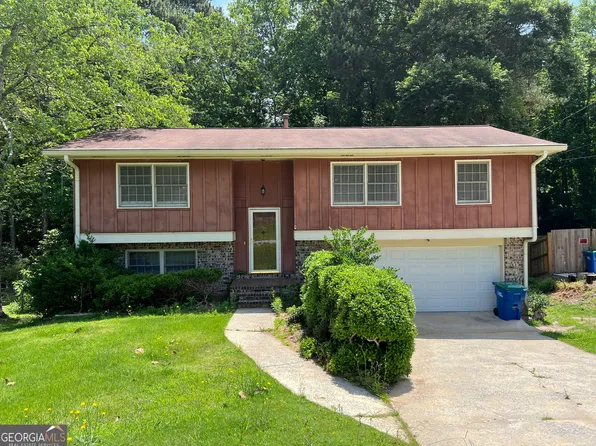 2065 Sandgate Cir, Atlanta, GA 30349