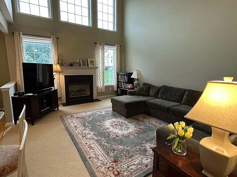 19 Wharton Dr — Photo 8