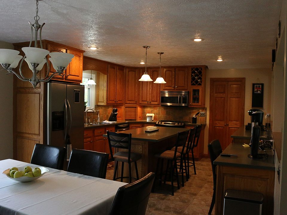 1st image of 62 Teri Ln